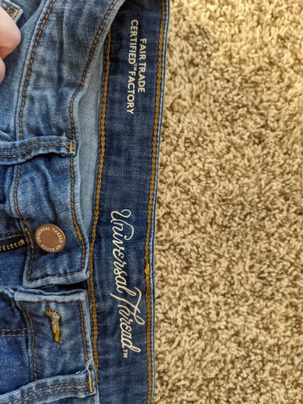 Universal Thread Jeans - Two pair - Picture 2 of 3